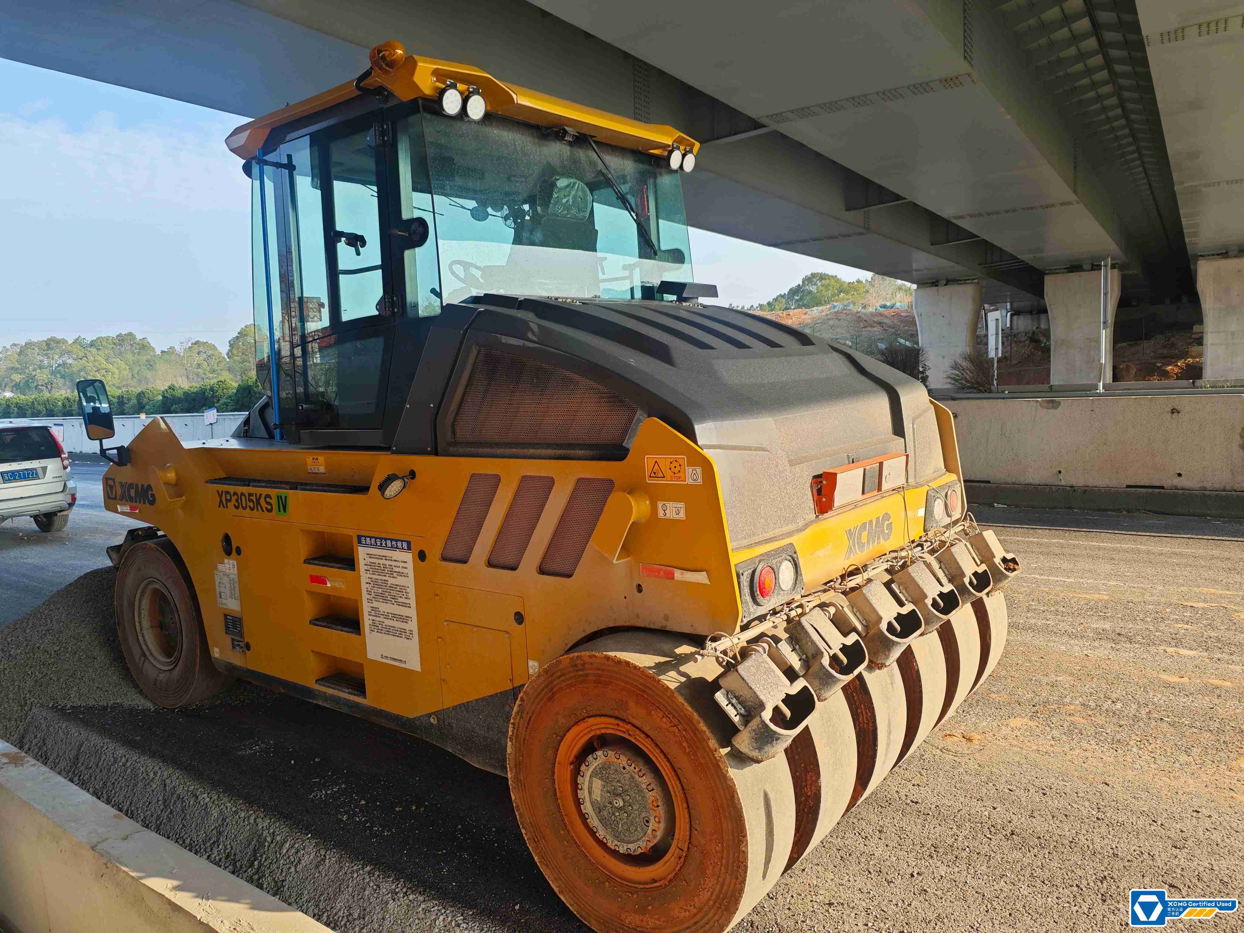 徐工XP305KSIV輪胎壓路機