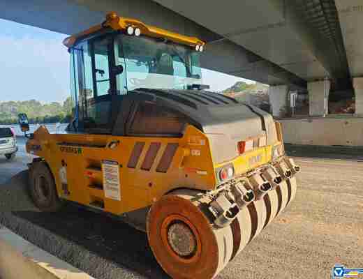 徐工XP305KSIV轮胎压路机