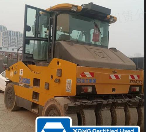 徐工XP303KS輪胎壓路機(30噸膠輪)