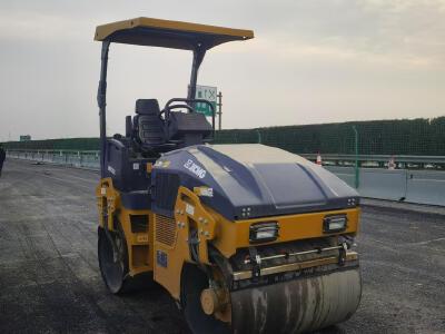 徐工XMR303IV手扶式振動壓路機