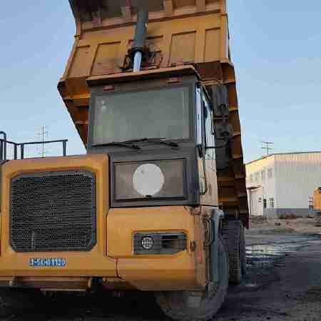 徐工XDR80T宽体车