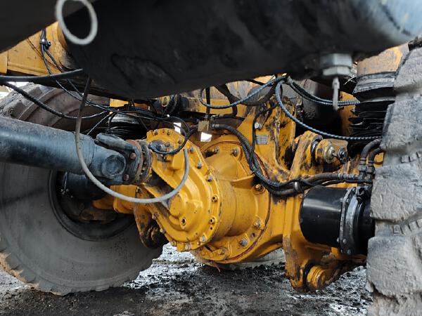 徐工XDR80T寬體車