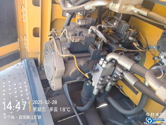 徐工XE800GA履帶式挖掘機