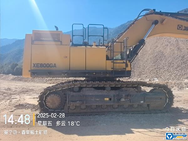 徐工XE800GA履帶式挖掘機