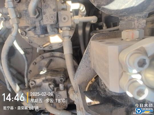 徐工XE800GA履帶式挖掘機
