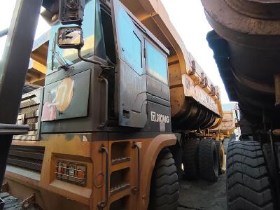 徐工XDM80寬體車
