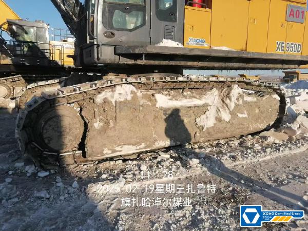 徐工XE950D履帶式挖掘機
