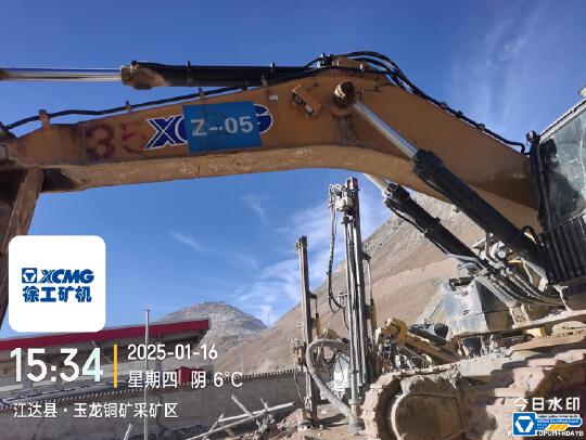 徐工XE700D履帶式挖掘機