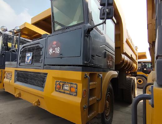 徐工XDM80宽体车