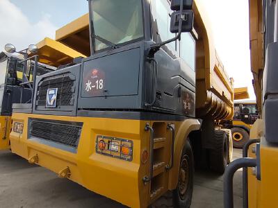 徐工XDM80寬體車