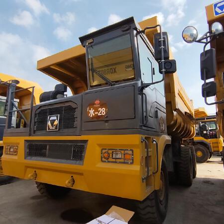 徐工XDM80宽体车