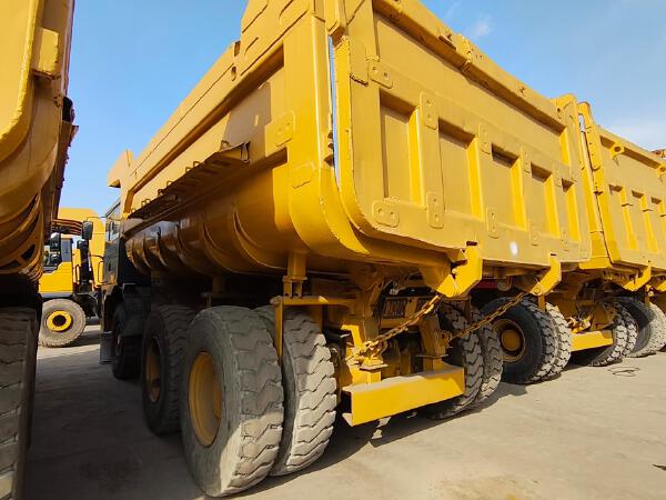 徐工XDM80寬體車