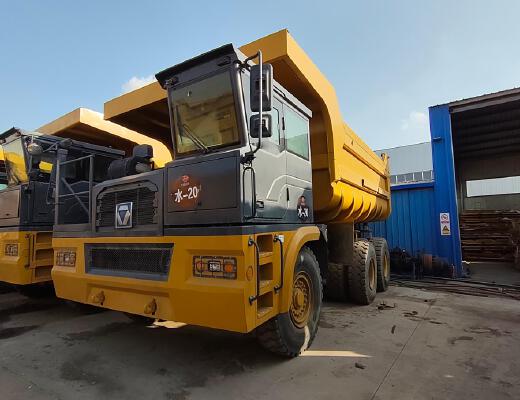 徐工XDM80宽体车