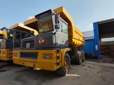 徐工XDM80寬體車