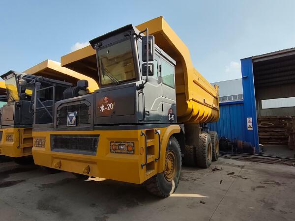 徐工XDM80寬體車