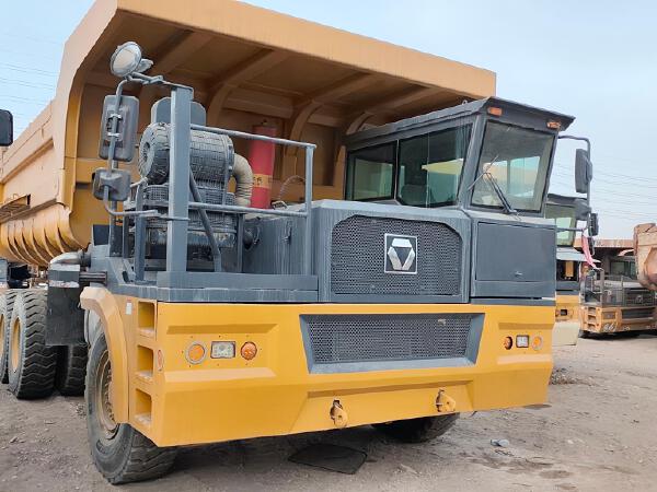 徐工XDM80寬體車