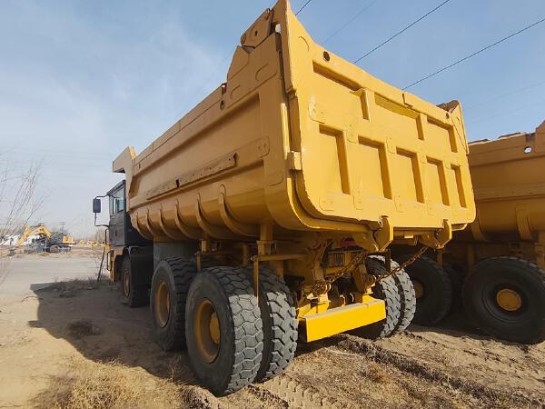 徐工XDM80寬體車