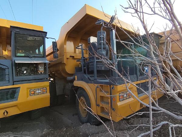 徐工XDM80寬體車