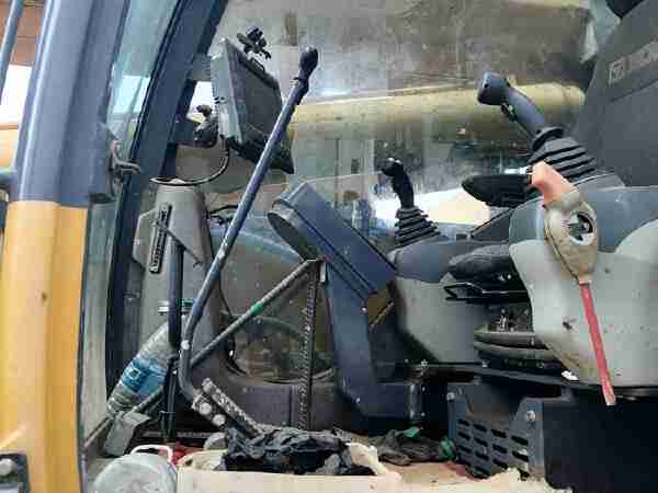 徐工XR280D旋挖鉆機(jī)