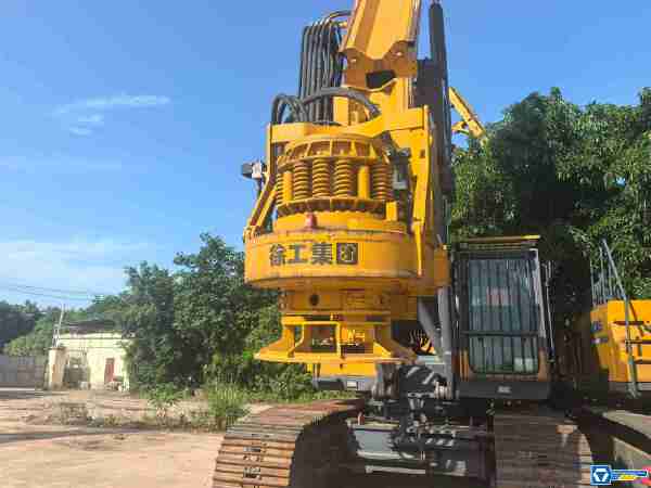 徐工XR280D旋挖鉆機