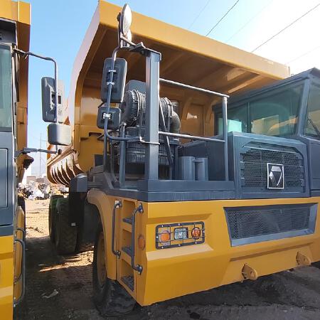 徐工XDM80宽体车