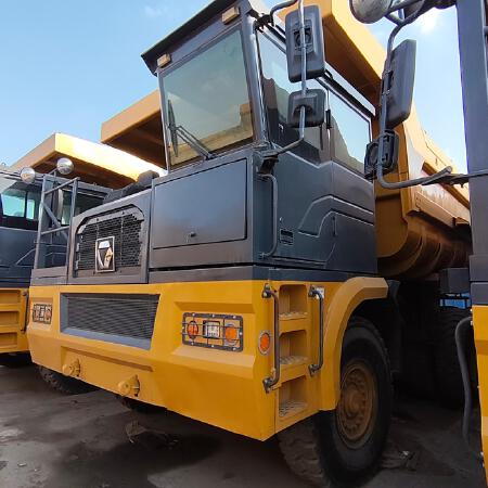 徐工XDM80宽体车