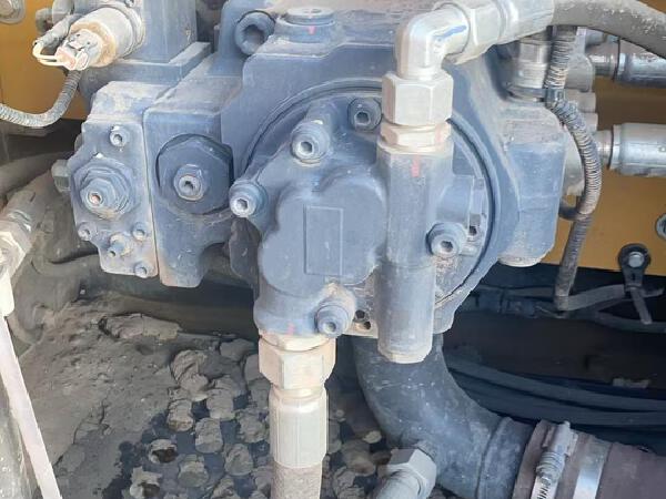 徐工XE135GA履带式挖掘机