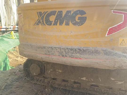 徐工XE135GA履带式挖掘机