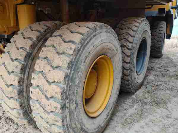 徐工XDR85T寬體車