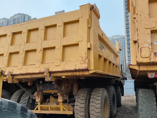 徐工XDR85T寬體車