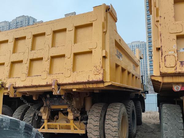 徐工XDR85T寬體車