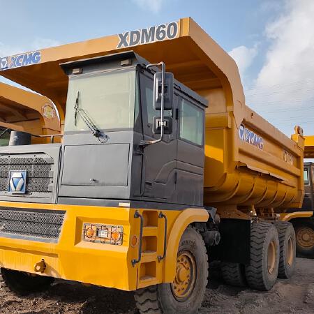 徐工XDM80宽体车