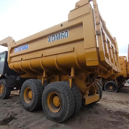 徐工XDM80宽体车