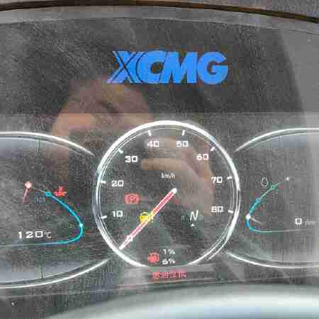 徐工XDM80宽体车