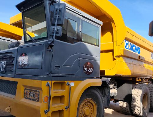 徐工XDM80宽体车