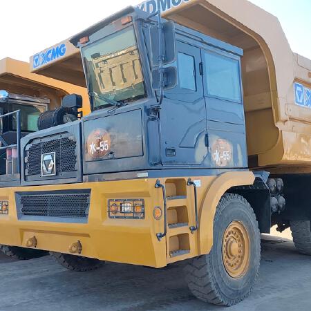 徐工XDM80宽体车