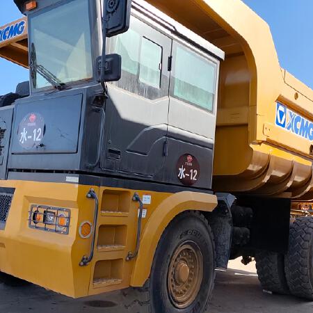 徐工XDM80宽体车