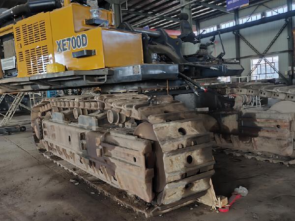 徐工XE700D履帶式挖掘機(jī)