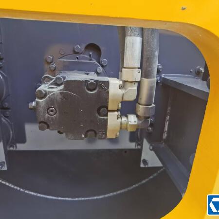 徐工XS225JIV单钢轮压路机