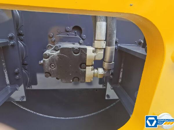 徐工XS225JIV單鋼輪壓路機