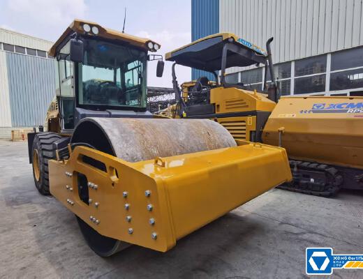 徐工XS225JIV单钢轮压路机