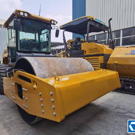 徐工XS225JIV单钢轮压路机