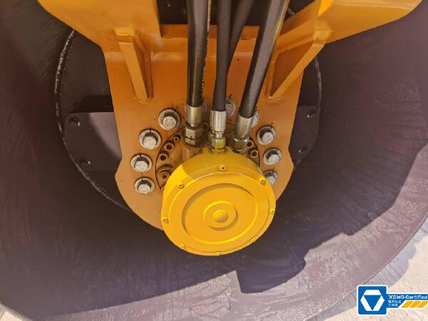 徐工XMR303IV手扶式振動(dòng)壓路機(jī)