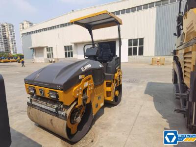 徐工XMR303IV手扶式振動(dòng)壓路機(jī)