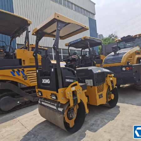 徐工XMR303IV手扶式振动压路机