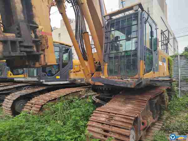 徐工XR220D旋挖鉆機