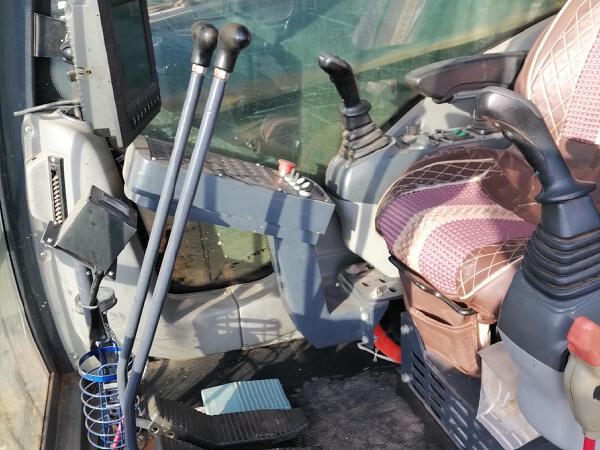 徐工XR280E旋挖鉆機(jī)