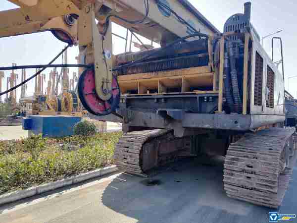 徐工XR280D旋挖鉆機(jī)