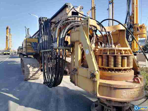 徐工XR280D旋挖鉆機(jī)