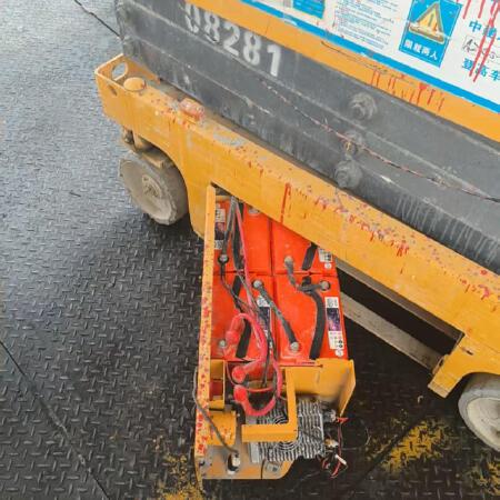 徐工GTJZ0607剪叉式高空作业平台